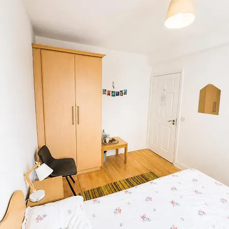 Privatunterkunft With Free Parking Private In Shared Flat Galway