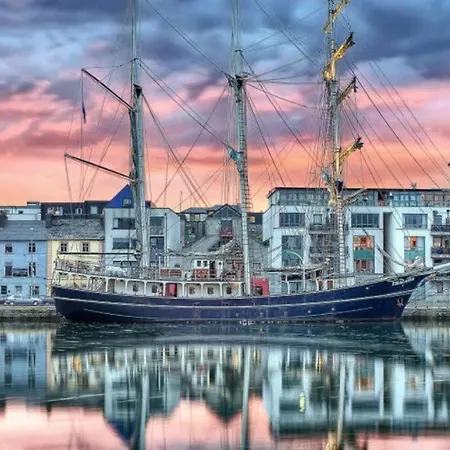 With Free Parking Private In Shared Flat Galway