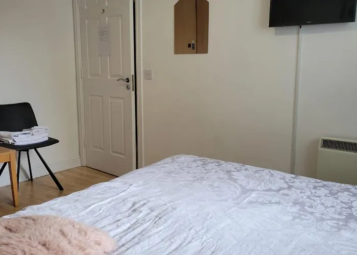 Homestay With Free Parking Private In Shared Flat Galway