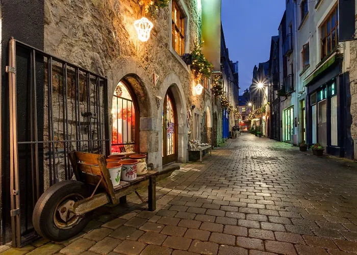 Homestay With Free Parking Private In Shared Flat